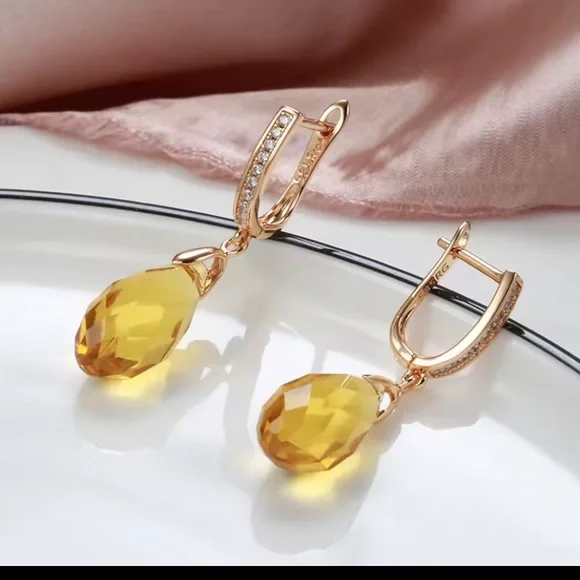 585/14k Gold Drop Earrings with Faceted Yellow Citrine Crystal Teardrops - Picture 2 of 5